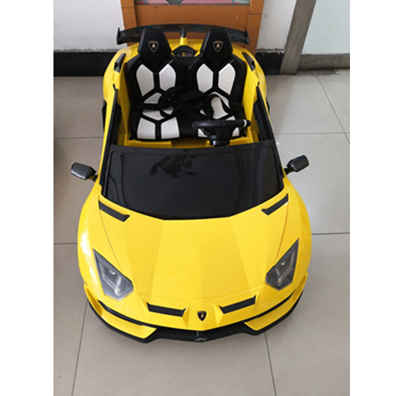 2021 Kids Ride On Toy con licenza Lamborghini Aventador Svj versione base